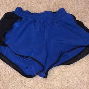 size 6 blue and black lululemon shorts
